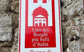 Casa Pruno Rosso
